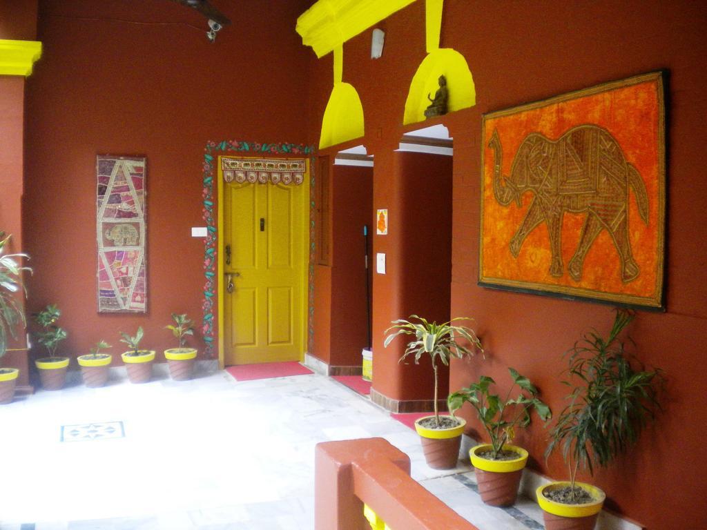 Ganpati Guest House Váránaszi Kültér fotó
