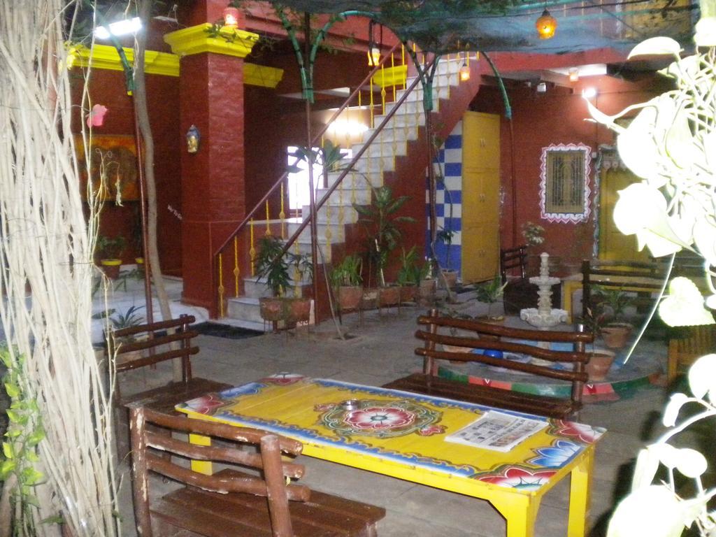 Ganpati Guest House Váránaszi Kültér fotó