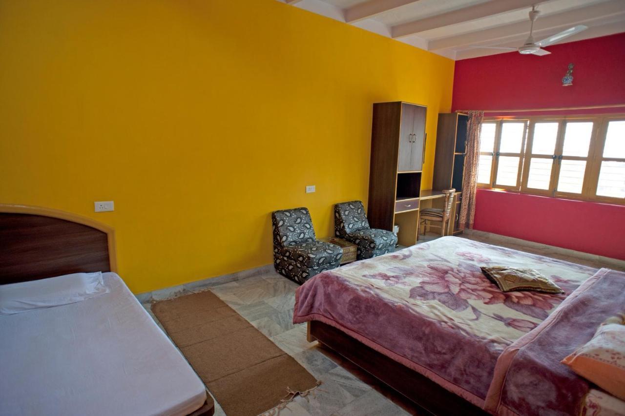 Ganpati Guest House Váránaszi Kültér fotó