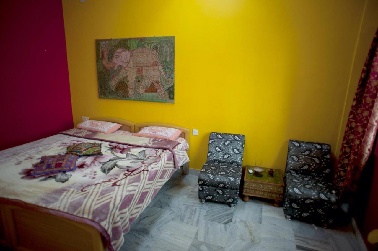 Ganpati Guest House Váránaszi Kültér fotó